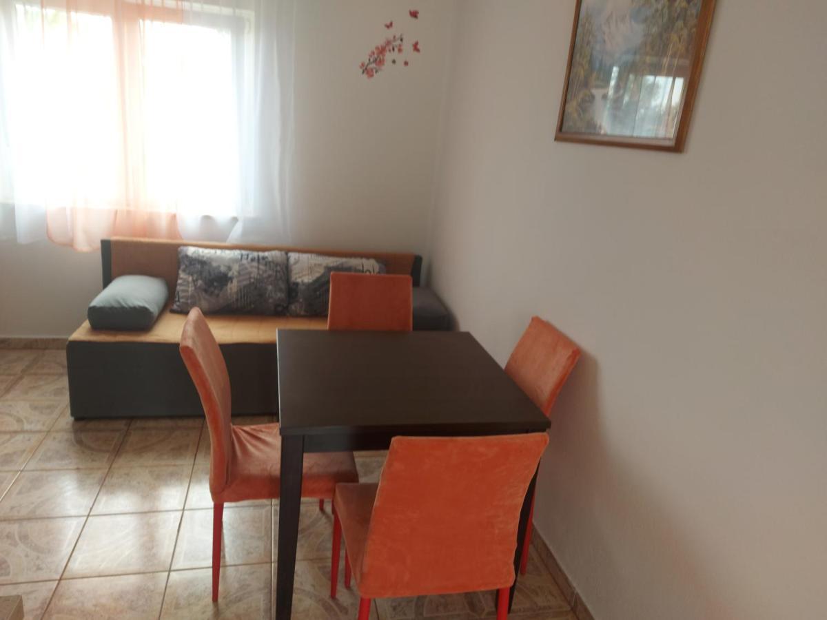Apartman Sneky Vodnjan Luaran gambar