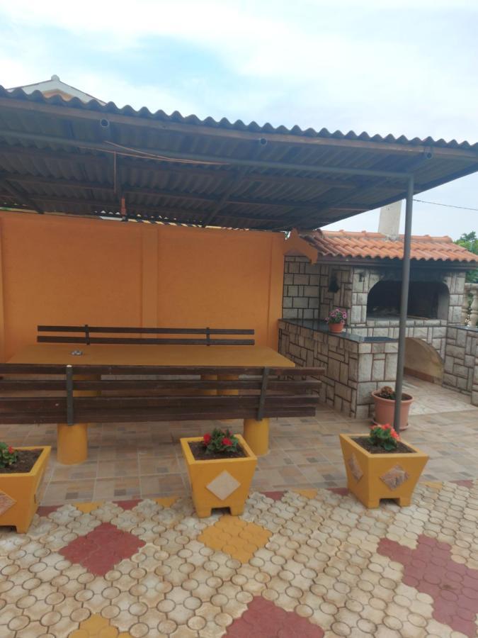 Apartman Sneky Vodnjan Luaran gambar