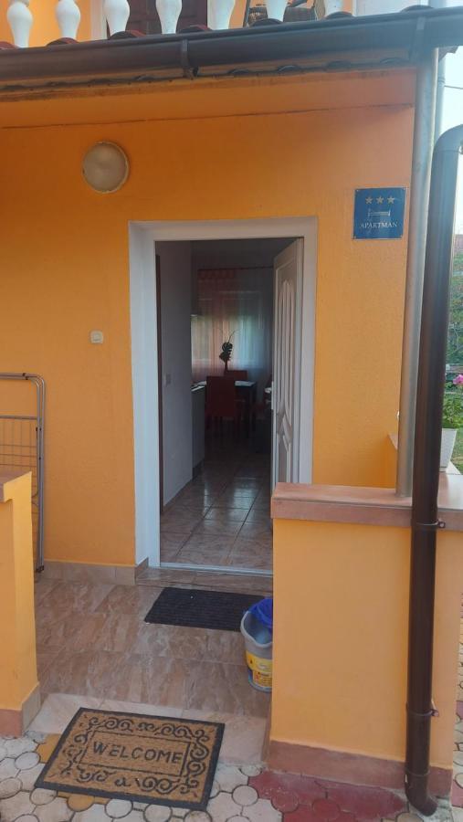 Apartman Sneky Vodnjan Luaran gambar